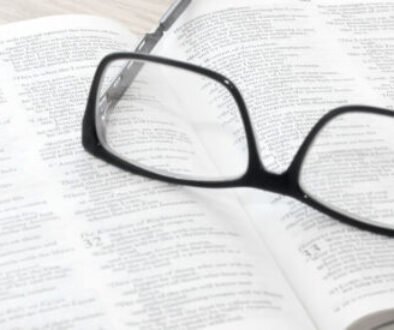 portree-parish-church-bible-glasses